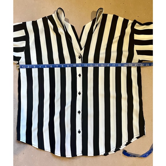 TILL Blouse - Picture 5 of 7